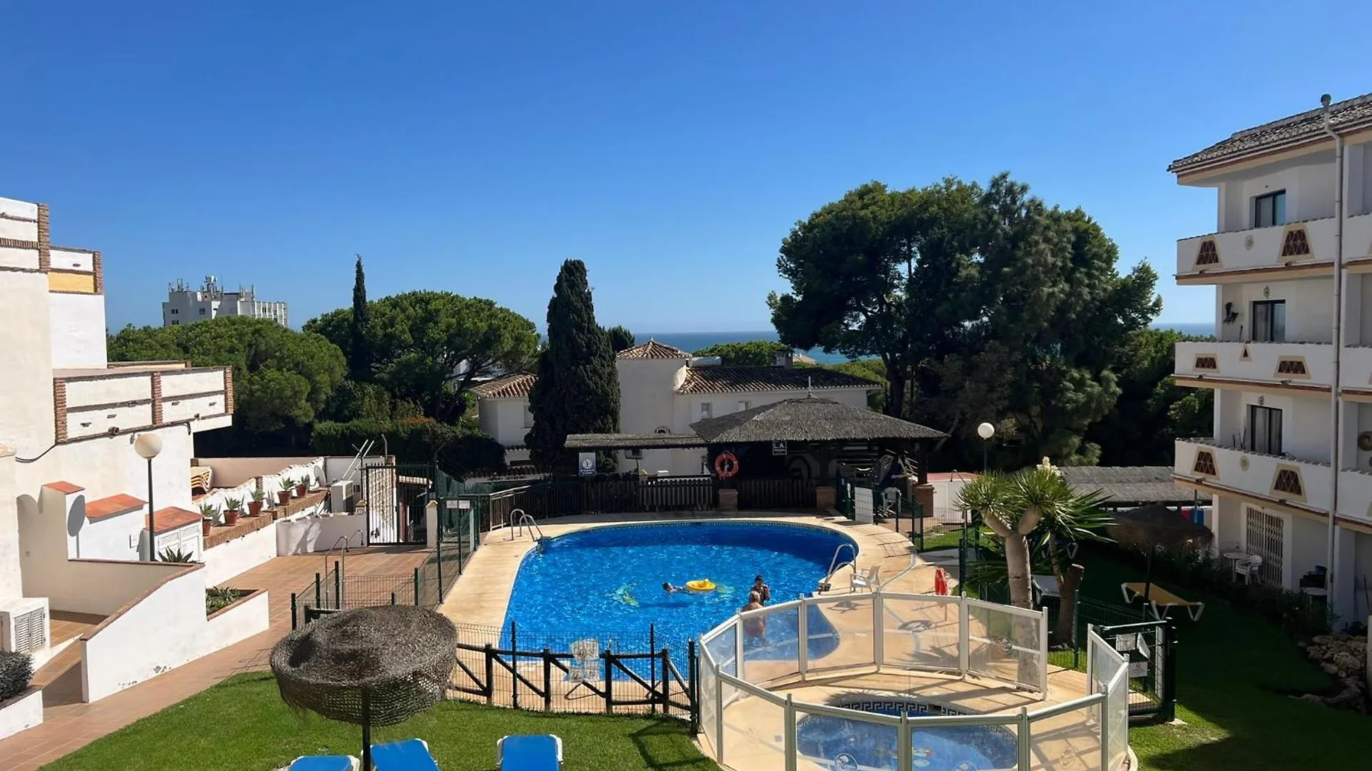 Crown Apartments With Sea View Sitio de Calahonda